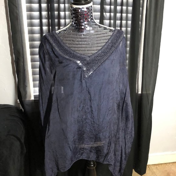 Le Marais Paris XL Navy Blue Sheer Overlay Top - Picture 2 of 6